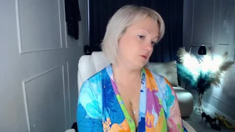 emmmam online show from June 2026 12:07:02 PM