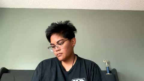 Emms online show from November 2025 04:31:02 PM