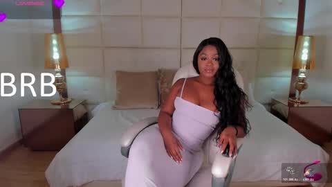 emmy_jacksson online show from December 2025 06:15:01 PM