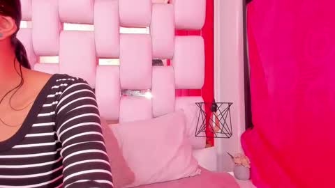 Snapshot of emmycruzz chatting on November 2025 07:17:01 PM emmy online show from November 2025 07:17:01 PM