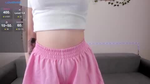 Snapshot of emmyflower chatting on February 2025 05:40:01 PM emmyflower online show from February 2025 05:40:01 PM