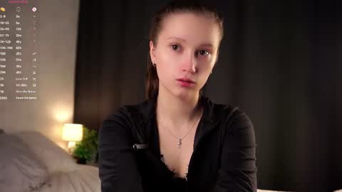 Snapshot of emmyleri chatting on August 2026 02:13:02 AM Emmy online show from August 2026 02:13:02 AM