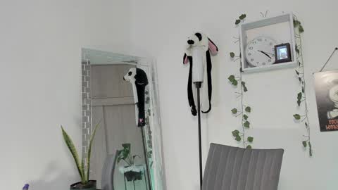 Emperatriz online show from January 2025 09:25:02 PM