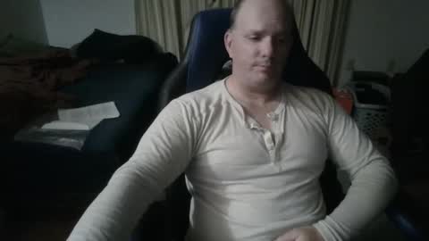 Snapshot of emsguy1 chatting on January 2026 05:22:02 AM Matt online show from January 2026 05:22:02 AM