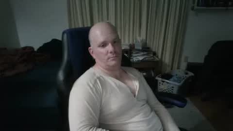 Snapshot of emsguy1 chatting on March 2026 03:54:02 AM Matt online show from March 2026 03:54:02 AM