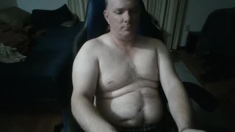 Snapshot of emsguy1 chatting on April 2026 05:06:01 AM Matt online show from April 2026 05:06:01 AM