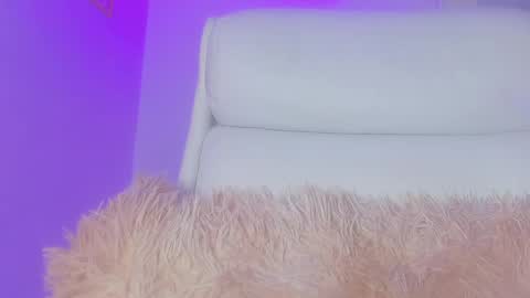 Snapshot of emy_colee chatting on February 2025 10:04:01 AM Emy online show from February 2025 10:04:01 AM