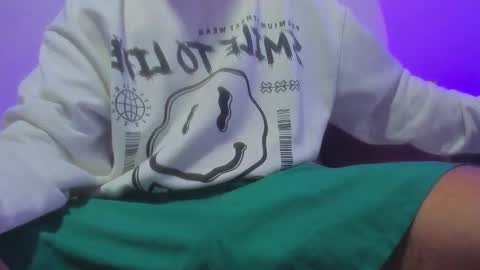 Snapshot of emy_colee chatting on March 2025 11:39:02 AM Emy online show from March 2025 11:39:02 AM