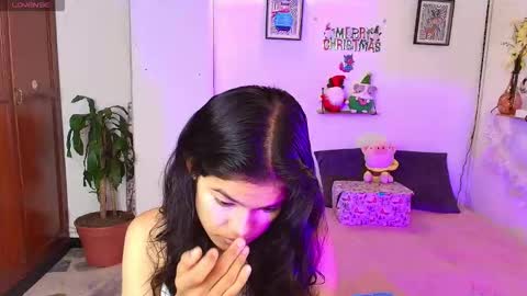 Snapshot of emycarver09 chatting on December 2025 11:52:02 AM emycarver09 online show from December 2025 11:52:02 AM