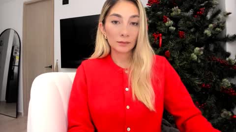 emyconneer online show from December 2024 11:30:01 PM