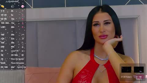 Snapshot of emylaveau chatting on November 2025 07:09:01 AM Emy online show from November 2025 07:09:01 AM