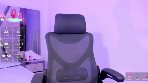 Snapshot of emysilver chatting on February 2025 05:36:02 PM Emy Silver online show from February 2025 05:36:02 PM