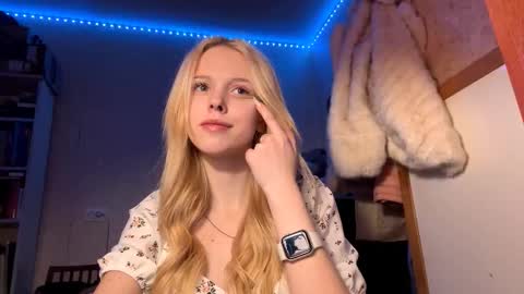 Amelia online show from December 2025 04:25:01 PM