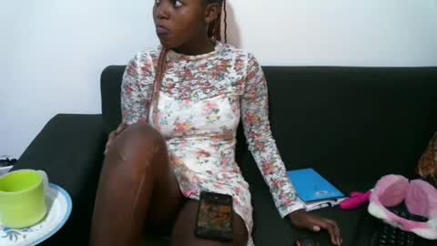 Vee online show from May 2026 08:55:01 AM