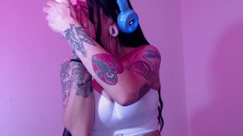 EnchantressQueen online show from July 2026 05:34:01 PM