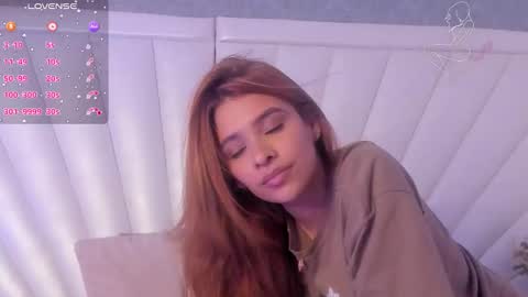 Snapshot of enchanttress chatting on September 2025 11:52:02 PM Enchanttress online show from September 2025 11:52:02 PM