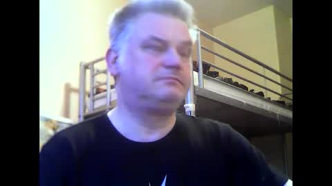 englishguysurrey online show from January 2025 08:45:02 AM