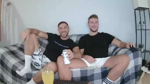 Snapshot of englishladxxx chatting on July 2026 04:11:02 PM Englishladxxx online show from July 2026 04:11:02 PM