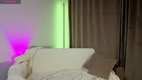 Snapshot of enjoyeverymoment_ chatting on September 2025 08:35:02 PM enjoyeverymoment_ online show from September 2025 08:35:02 PM