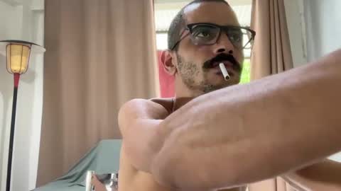 Snapshot of enjoythetrip chatting on February 2025 05:01:01 PM Luke online show from February 2025 05:01:01 PM