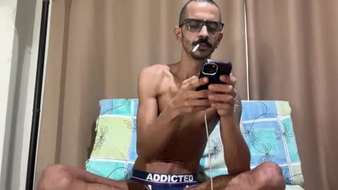 Snapshot of enjoythetrip chatting on February 2025 09:36:02 AM Luke online show from February 2025 09:36:02 AM