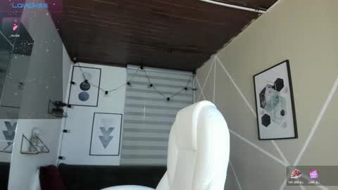 Enma clark online show from February 2026 07:51:01 AM