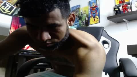 Snapshot of enriblack92 chatting on April 2026 11:46:02 PM enriblack92 online show from April 2026 11:46:02 PM