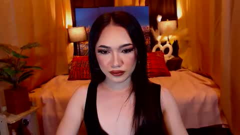 Snapshot of enticingkendra chatting on May 2026 06:25:01 PM enticingkendra online show from May 2026 06:25:01 PM