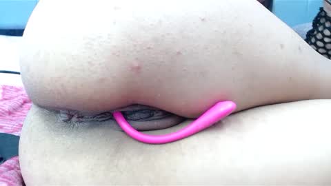 Snapshot of eny_dirty chatting on December 2024 10:08:02 PM Enny Dirty online show from December 2024 10:08:02 PM