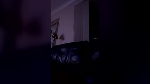 enzo8836 online show from March 2026 02:35:02 AM
