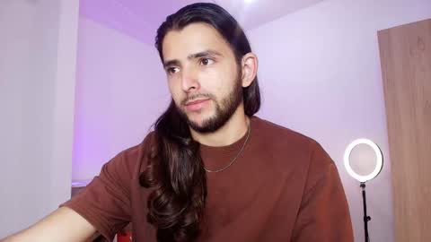 enzo_moretii online show from November 2025 01:42:02 PM