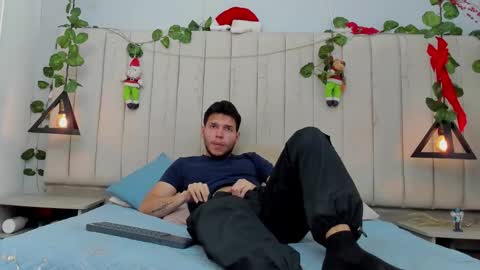 ENZO online show from December 2025 03:05:01 PM