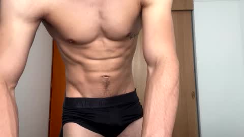 enzo_savage online show from April 2026 07:22:01 PM