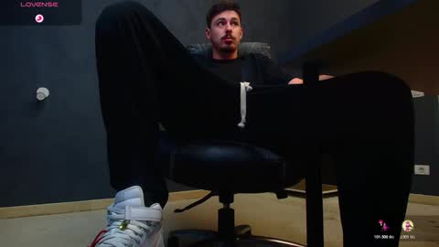 EnzoRace online show from October 2025 06:15:02 AM