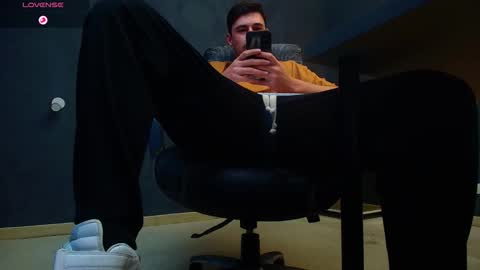 EnzoRace online show from November 2025 07:17:01 AM