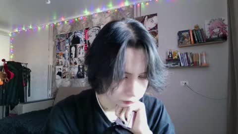 Snapshot of epifaniapaolino chatting on January 2026 09:57:02 AM Lucy NEXT STREAM January 5 HNY online show from January 2026 09:57:02 AM