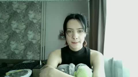 Snapshot of epifaniapaolino chatting on February 2026 06:52:02 AM Lucy NEXT STREAM January 5 HNY online show from February 2026 06:52:02 AM