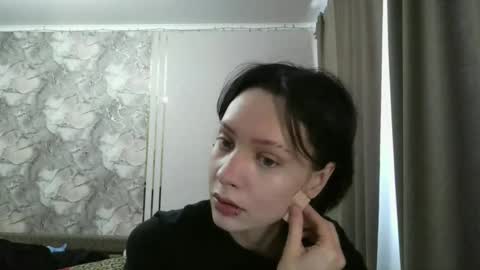 Snapshot of epifaniapaolino chatting on February 2026 07:48:01 AM Lucy NEXT STREAM January 5 HNY online show from February 2026 07:48:01 AM