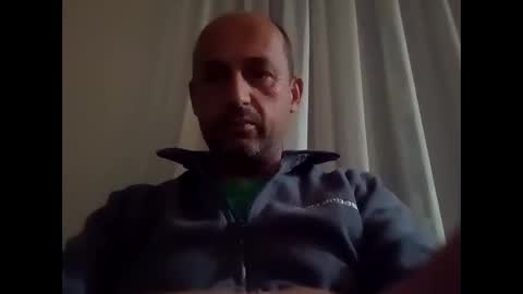 Snapshot of epu17 chatting on September 2025 06:35:01 PM epu17 online show from September 2025 06:35:01 PM