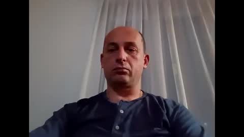 Snapshot of epu17 chatting on November 2025 07:04:02 PM epu17 online show from November 2025 07:04:02 PM