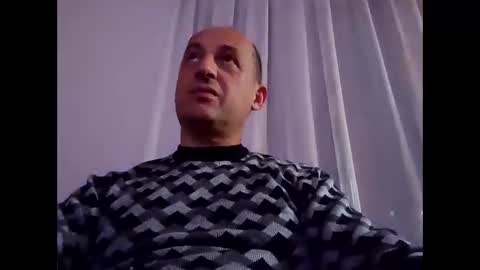 Snapshot of epu17 chatting on November 2025 07:36:02 PM epu17 online show from November 2025 07:36:02 PM