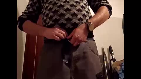 Snapshot of epu17 chatting on November 2025 05:35:01 PM epu17 online show from November 2025 05:35:01 PM