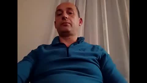 Snapshot of epu17 chatting on November 2025 07:23:02 PM epu17 online show from November 2025 07:23:02 PM