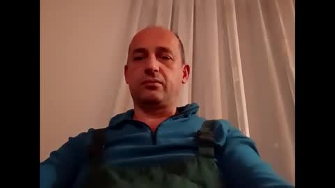 Snapshot of epu17 chatting on November 2025 07:13:02 PM epu17 online show from November 2025 07:13:02 PM