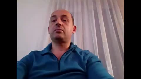 Snapshot of epu17 chatting on December 2025 07:30:02 PM epu17 online show from December 2025 07:30:02 PM