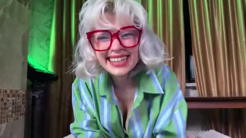 Alissa online show from May 2026 07:09:02 PM