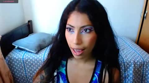 Snapshot of eren_mikasa chatting on November 2025 12:58:02 PM sofia online show from November 2025 12:58:02 PM