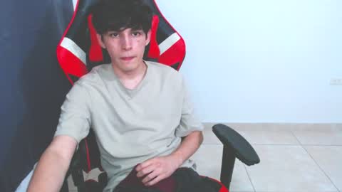 eren_tatakae online show from December 2024 01:59:02 AM