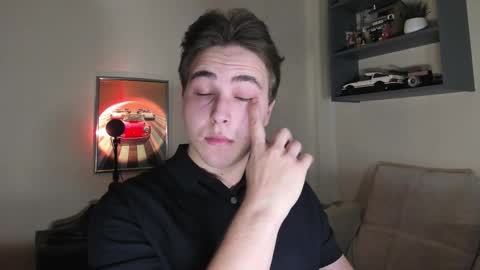 Eric online show from November 2025 08:19:02 PM