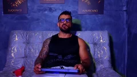 Brayan online show from October 2025 01:47:02 AM